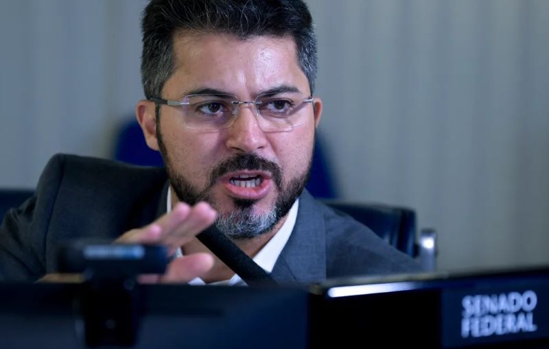 Marcos Rogério também é ligado ao grupo político de Bolsonaro no Senado